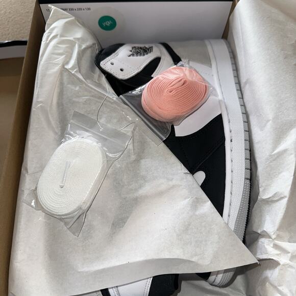 Size 11 - Jordan 1 Retro OG High Stage Haze